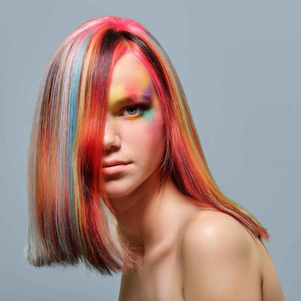 Mechas de colores de Peluqueros de Moda